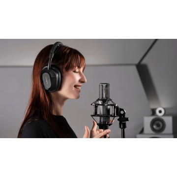 Lewitt LW6 Wireless Studio Headphones - Casti de studio wireless closed-back over-ear RealSound UWB 5.8 ms Bluetooth 5.3 USB-C - Img 17