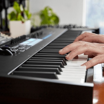 Novation Launchkey 88 MK3 - Controller MIDI - Img 12