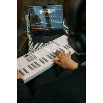 Novation Launchkey Mini 37 MK4 White - Claviatura MIDI - Img 12