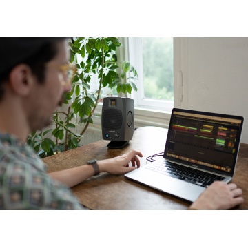 ADAM Audio D3V Black - Monitoare de studio - Img 9
