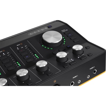 Arturia AudioFuse Studio Rev2 - Interfata audio USB-C desktop 8 intrari / 20 iesiri 24-bit/192 kHz 4 preamplificatoare DiscretePRO - Img 6