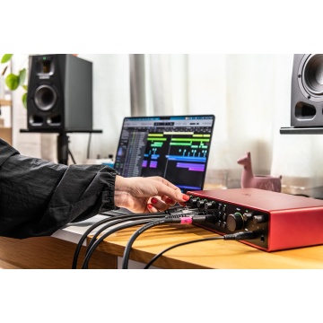 Focusrite Scarlett 18i16 4th Gen - Interfata audio - Img 8
