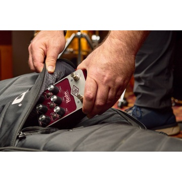 Universal Audio UAFX Ruby 63 Top Boost Amplifier - Pedala emulare amp - Img 11