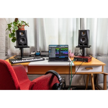 Focusrite Scarlett 16i16 4th Gen - Interfata audio - Img 12