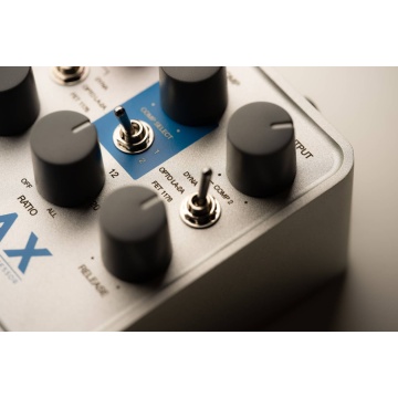 Universal Audio UAFX MAX Preamp & Dual Compressor - Pedala preamp si compresor - Img 9