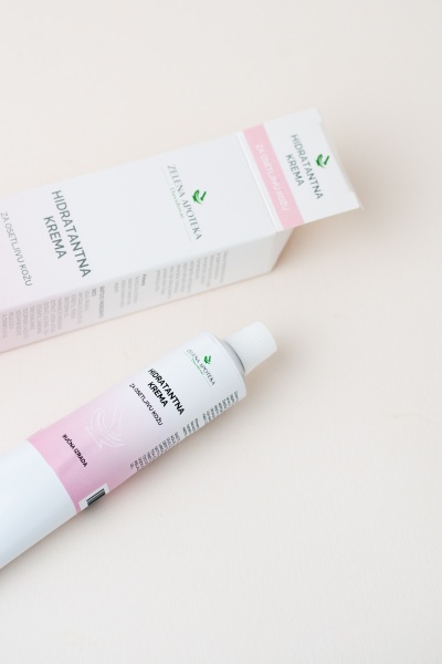 Zelena apoteka Davidovac HIDRATANTNA KREMA za osetljivu kozu 50ml - Img 2