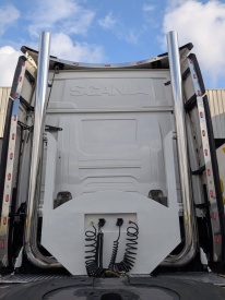 ESCAPES E SUPORTE PARA SCANIA S