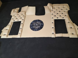 TAPIS SCANIS S CAPITONE/DANOIS
