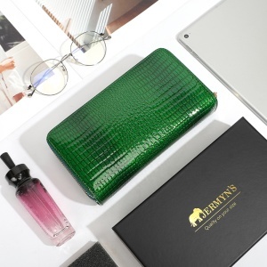 Portofel dama piele naturala, cu fermoar dublu, JERMYN'S Georgina, verde cu patern crocodile - Img 3