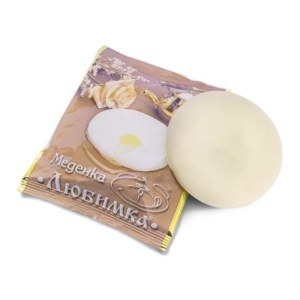 Honey cake Lubimka - honey cake with white chocolate