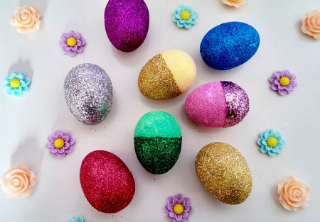 Colla Glitter. Non Edibile. In molti colori. Adatta per Scritte e decorazioni anche su Polistirolo.