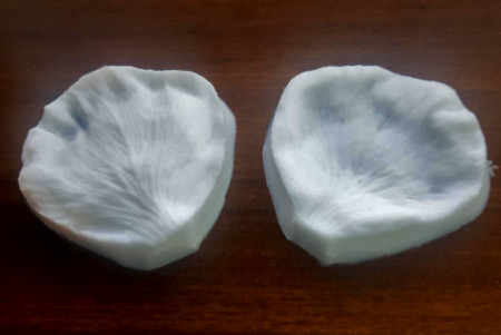 8.5 x 8 cm. Grande Stampo Petalo Rosa. Venatore in silicone