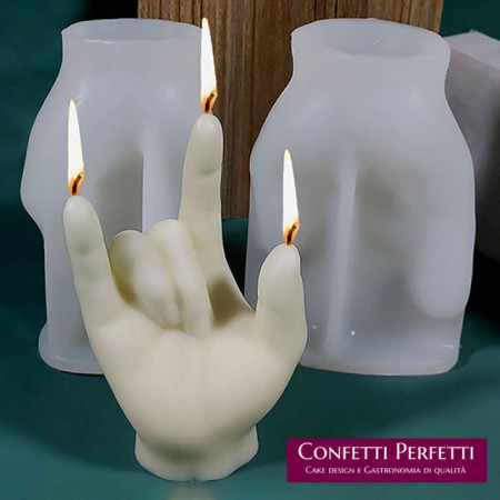 Mano con 3 dita in alto. Stampo in silicone anche per Candele