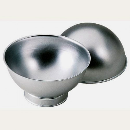 Teglia Tonda.Pallone Sport. Set di 2 Stampi anche Calcio in 3/D con base per cottura. Wilton