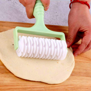 Tagliapasta a rullo per Pasticceria. Per torte, crostate,pane, biscotti e pizza - Img 2