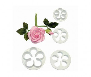 Rosa a 5 petali. 4 Cutter in plastica per la pasta di zucchero