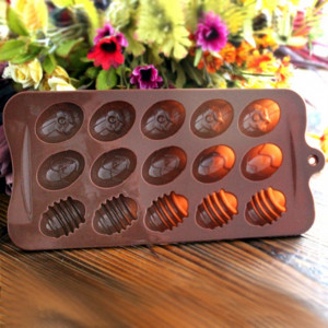 Stampo in silicone per realizzare 15 Ovetti Pasqua decorati. - Img 2