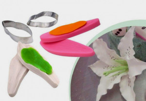 Giglio. Set completo di 4 Venatori in silicone + 2 Cutter in metallo per fiori in pasta di zucchero