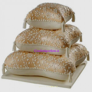 Set di 3 Stampi Tortiera Cuscino. Wilton. - Img 1