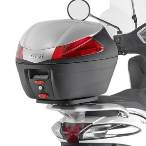 GIVI SR5611 ATTACCO SUPPORTO BAULETTO MONOLOCK PIAGGIO LIBERTY 50 125 150 200