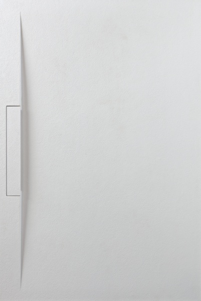 Foto originale della famiglia LINEAR MATT rettangolare. Foto ambientate illustrative: forma, misura, colore e accessori acquistati sono definiti dai selettori; box e arredi esclusi.