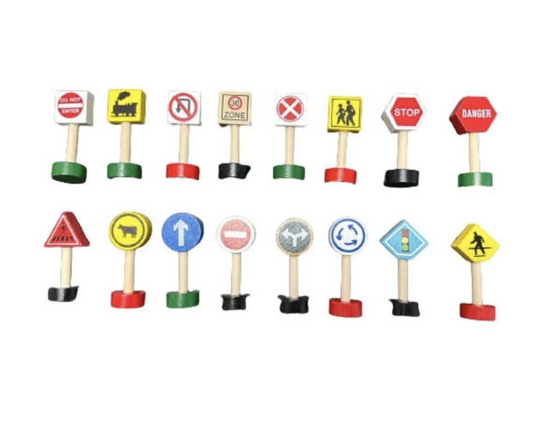 Set 16 Semne de Circulație, multicolor, 7 cm, din lemn