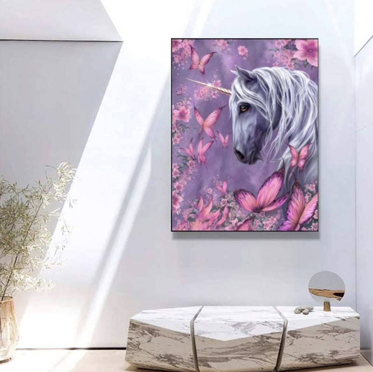 Tablou GM141 Unicorn printre fluturi, Pictura cu Diamante, Goblen cu pietre 5D, cu rama de lemn, 40 x 50 cm - 2 | YEO
