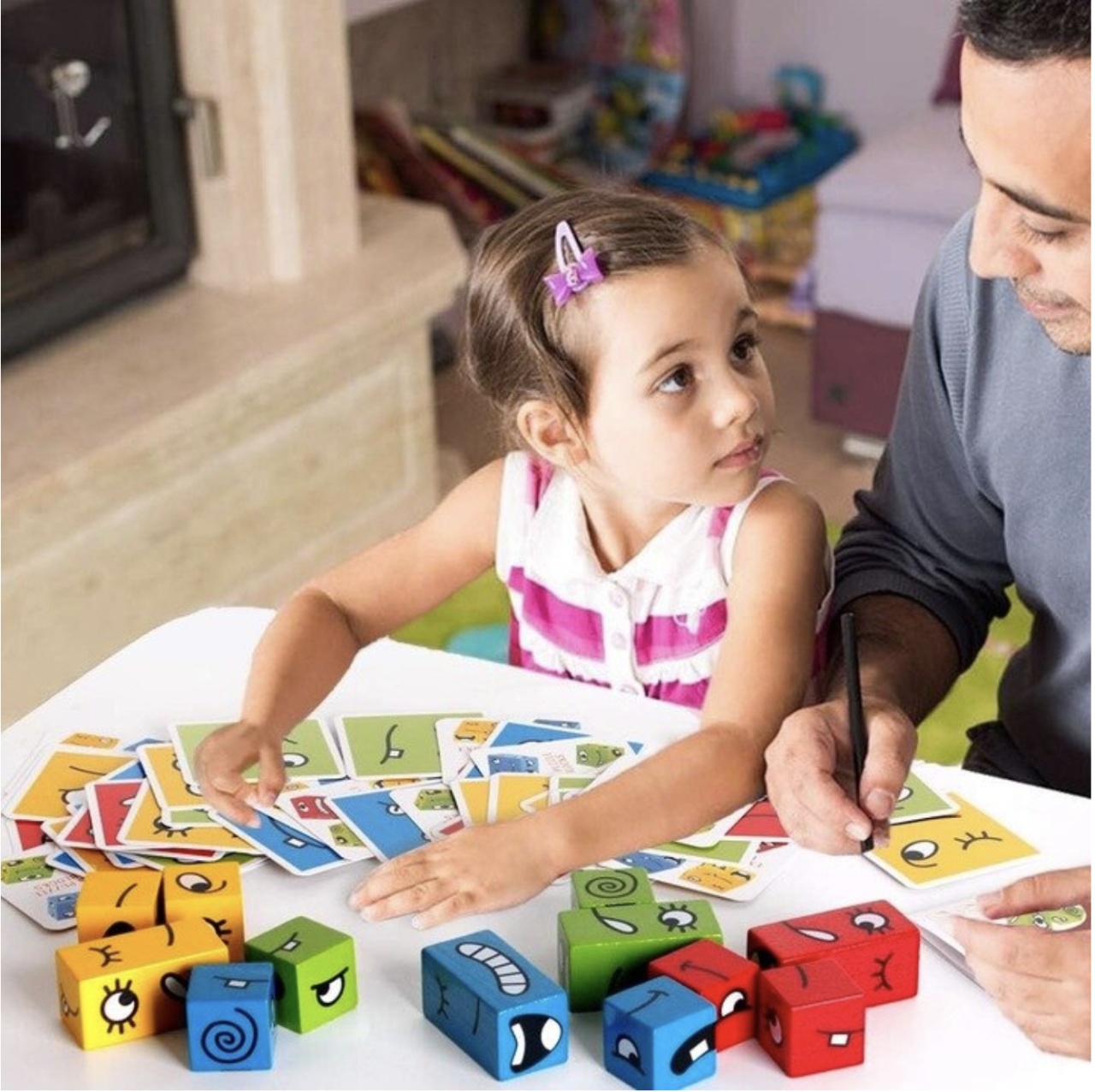 Joc Montessori Expresii faciale Emoji Cube in cutie metalica, 12 piese, din lemn - 3 | YEO