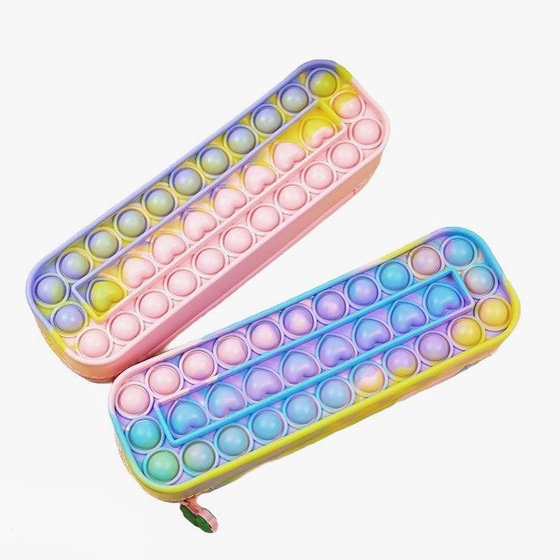 Penar cu fermoar Pop It In Inimioare Light Rainbow pentru scoala, gradinita, Fidget Toy - 2 | YEO