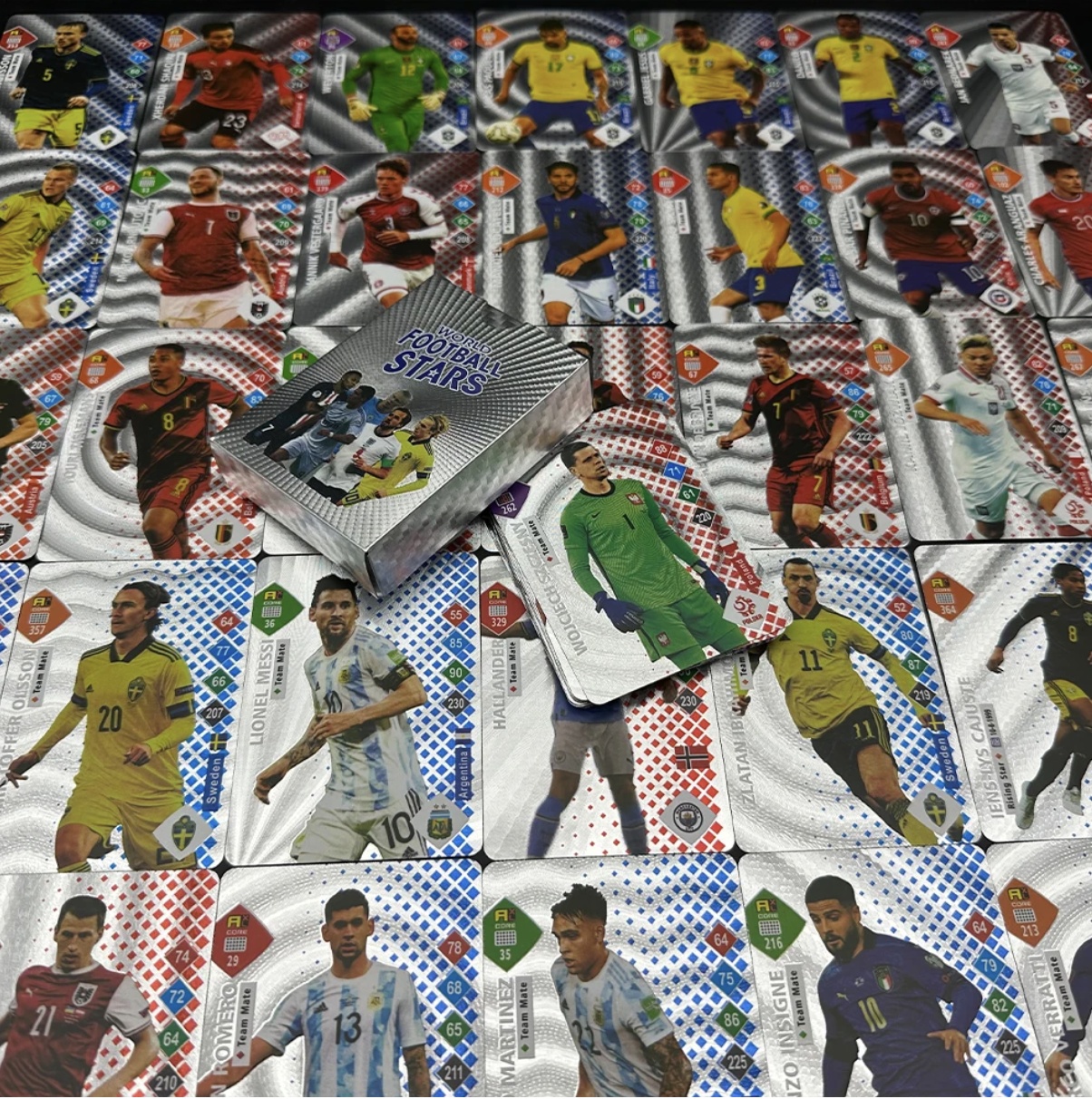 Set 55 cartonase argintii Fotbalisti - World Football Stars - 2 | YEO