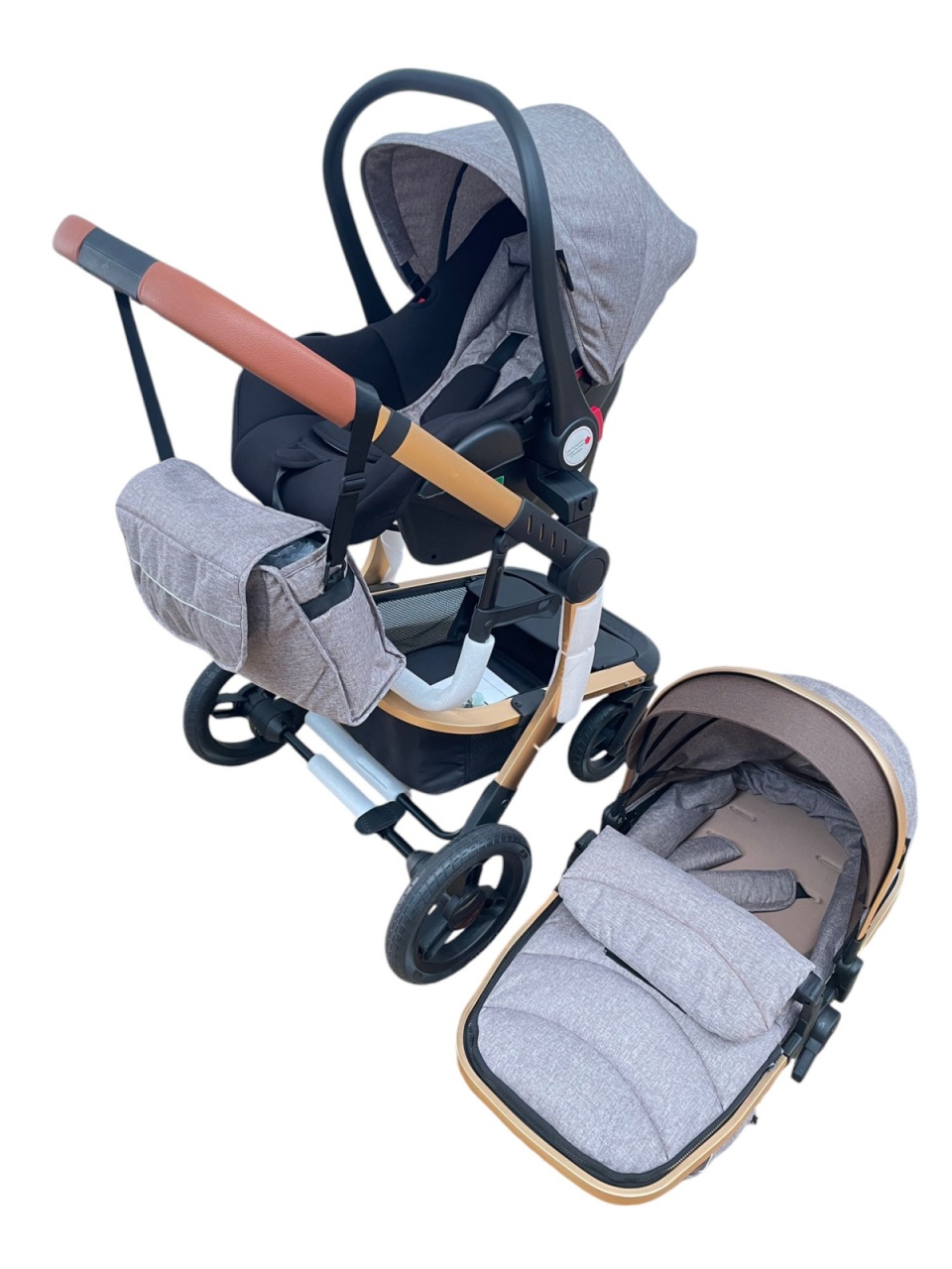 Carucior 3 in 1cu maner reversibil, transformabil landou-sport si scoica, 517 Crem - 1 | YEO