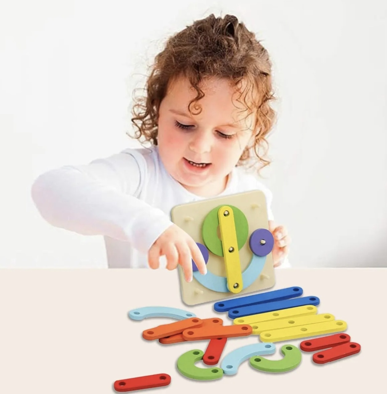 Joc Montessori Geoboard - Creative Board, din lemn - 1 | YEO