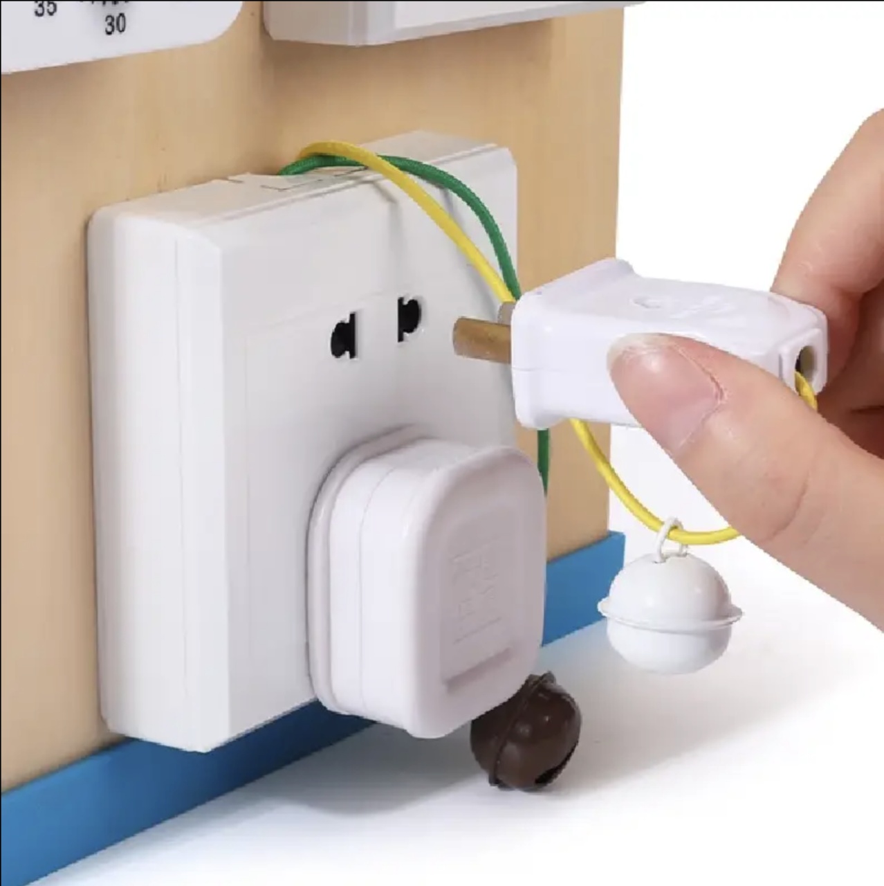 Centru Cub cu activitati multiple, tip Busy Board, din lemn - 3 | YEO
