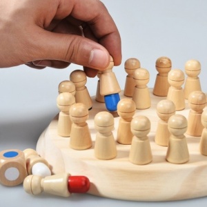 Joc de memorie Memory Chess, cu 24 pini, din lemn - Img 4