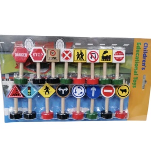 Set 16 Semne de Circulație, multicolor, 7 cm, din lemn - Img 2