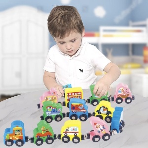 Tren din lemn cu vagoane magnetice Traffic Digital Car, multicolor - Img 3