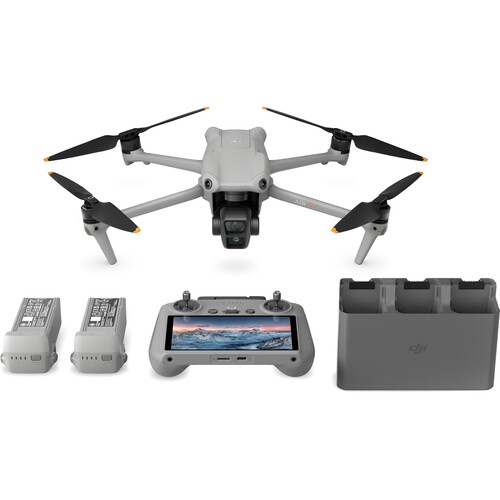 Dronă DJI Air 3 Fly More Combo cu telecomanda RC2