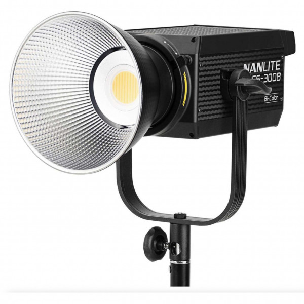 NANLITE FS-300B Bi-color LED Light