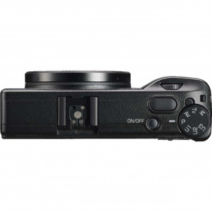 Aparat foto compact Ricoh GR IIIx
