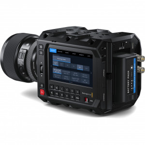Camera digitala de film cinematografic Blackmagic Design PYXIS 6K L-Mount cu ecran LCD de 4 inch si sloturi CFexpress