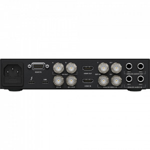 Soluție portabilă de captură și redare Blackmagic Design UltraStudio 4K Mini cu panou frontal LCD, cititor SD și conexiuni posterioare 12G-SDI și HDMI.