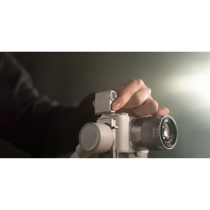 DJI RS 4 Mini Combo, Kit Stabilizator gimbal cu modul inteligent de urmarire