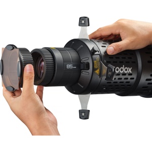 Accesoriu de proiecție optic Godox BFP cu montură Bowens și lentilă de 85mm pentru blitzuri de studio