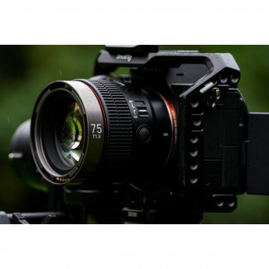 Samyang V-AF 75mm T1.9, Sony FE