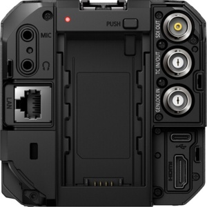 Panasonic AW-UB50 - Cameră Box 4K cu Senzor Super35 și Montură L