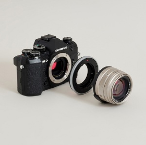 Urth ULMA-CG-M43, Adaptor Obiectiv montura Contax G la camere Micro Four Thirds (MFT)