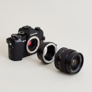 Urth ULMA-CY-M43, Adaptor Obiectiv montura ContaxYashica CY la camere Micro Four Thirds (MFT)