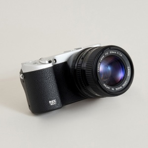 Urth ULMA-FD-NX, Adaptor Obiectiv montura Canon FD la camere Samsung NX