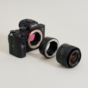 Urth ULMA-PB-E, Adaptor Obiectiv montura Praktica B la camere Sony E