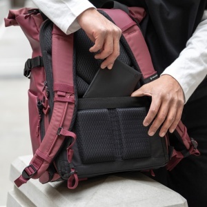 WANDRD PRVKE 15L Rhone Burgundy V4, Rucsac foto 15L